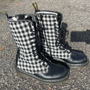 VINTAGE Dr Marten Gingham Checkered 14i RARE Leather &Tweed Combat Boots…